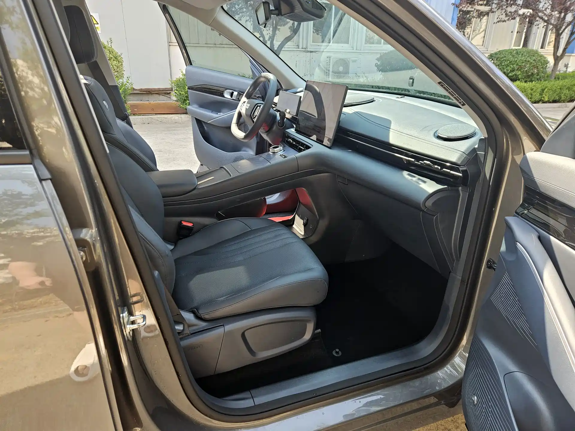 Фото 15 - Geely Galaxy Galaxy E5