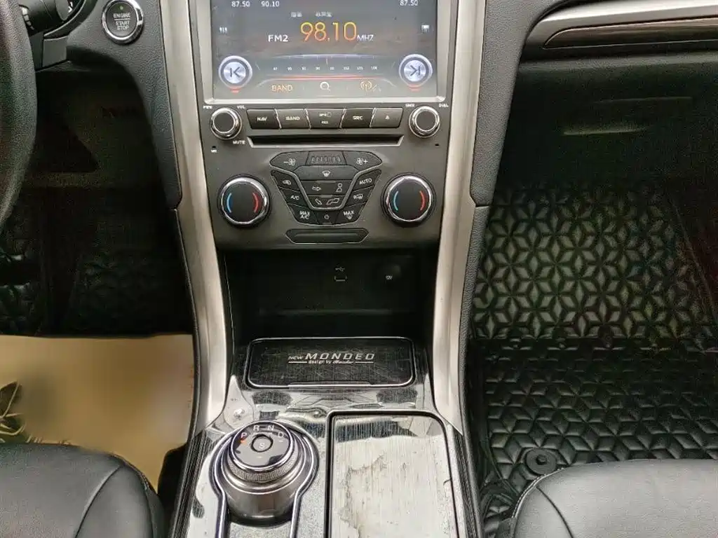 FORD MONDEO