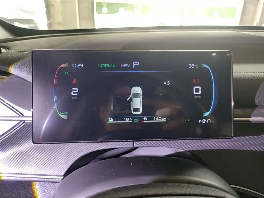 BYD Destroyer 05 2024 Glory Edition DM-i 55KM Luxury фото 12