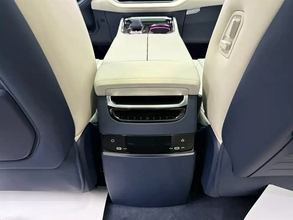 ZEEKR EXTREME KRYPTON 009