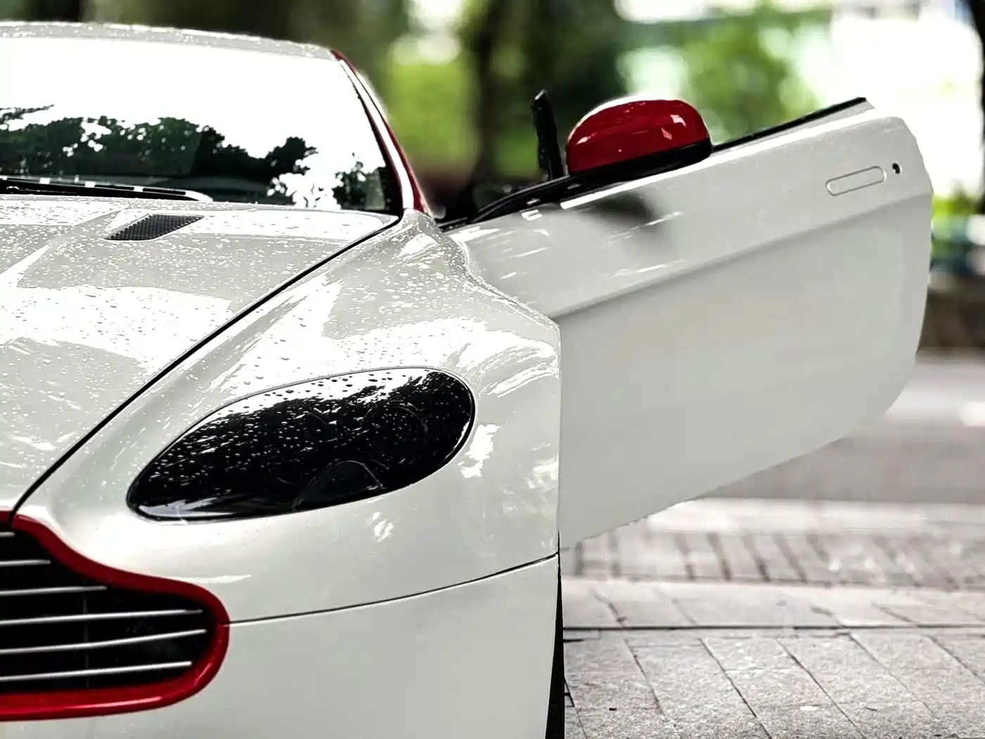Aston Martin Vantage 2013 2012 4.7L S Coupe