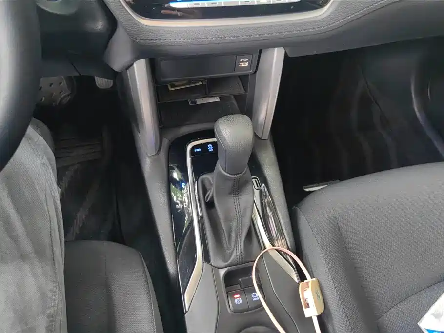 Toyota Corolla Cross 2022 2.0L Elite Edition фото 16