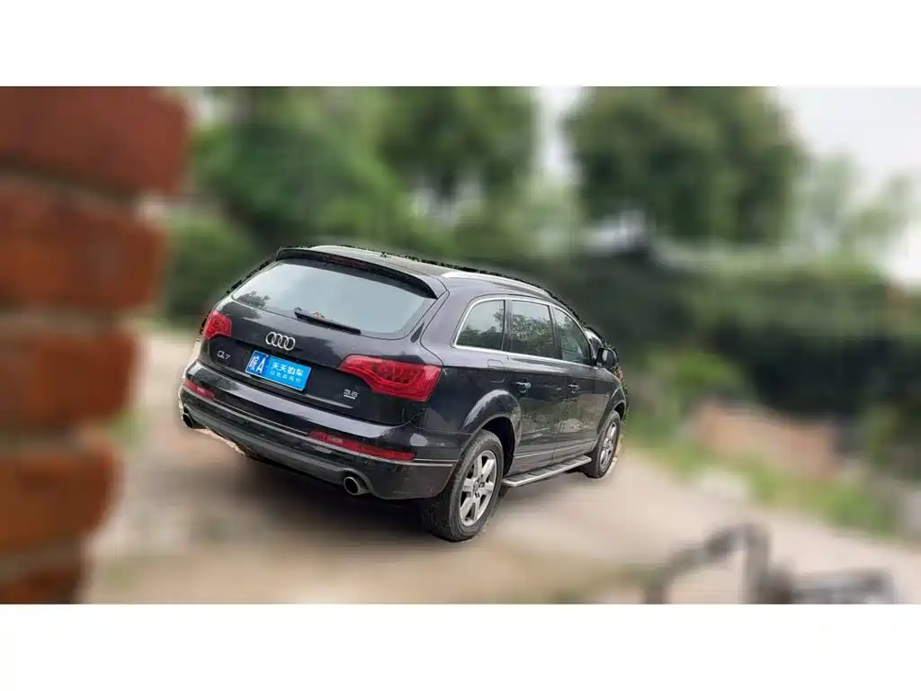 Audi Q7 2009 2010 3.6 FSI quattro Base Model