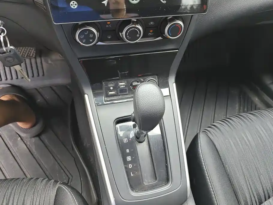 Nissan SYLPHY, миниатюра 16