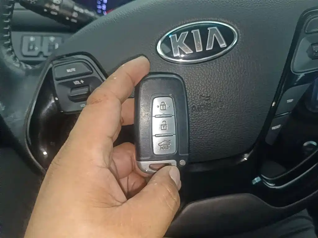 Kia K2 2015 Sedan 1.6L AT Premium фото 9