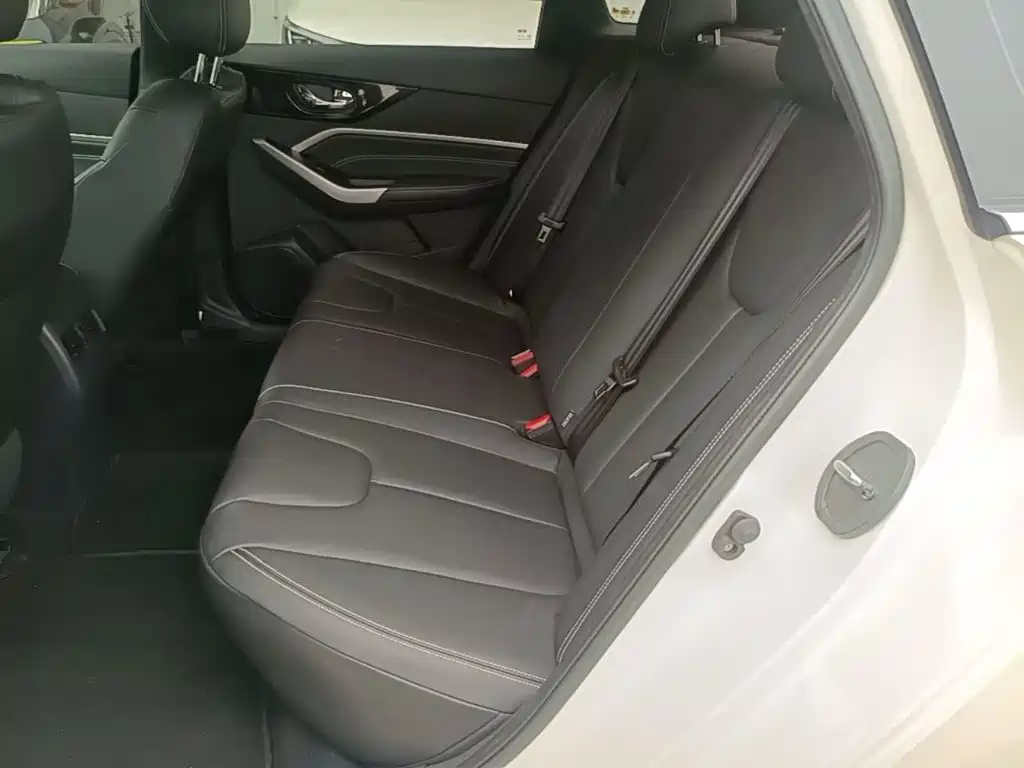 Venucia D60 2024 2023 PLUS 1.6L XL CVT Joy Leader Edition