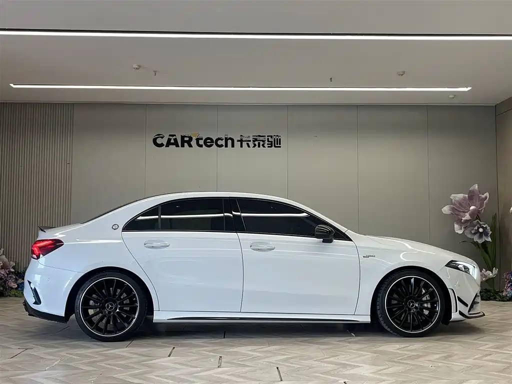 MERCEDES-BENZ A CLASS AMG