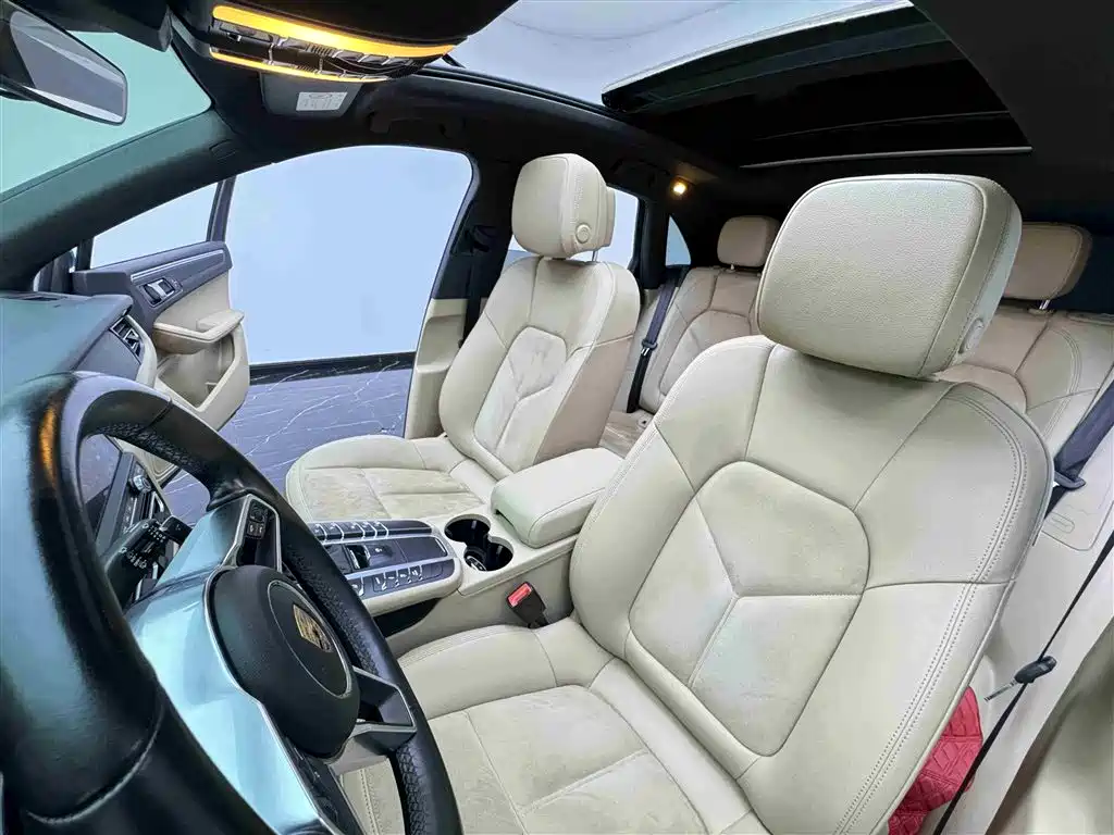 Porsche Macan 2018 Macan 2.0T фото 15