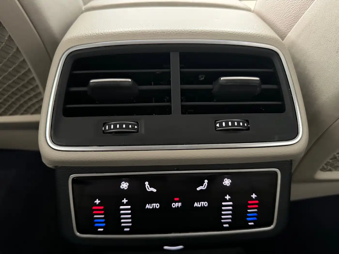 Audi A6L 2022 45 TFSI Premium Elegance фото 8