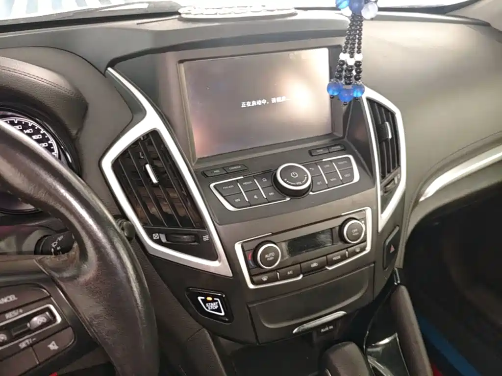 Dongfeng Aeolus Dongfeng Fengshen AX7 2017 2016 2.0L Automatic Smart Comfort