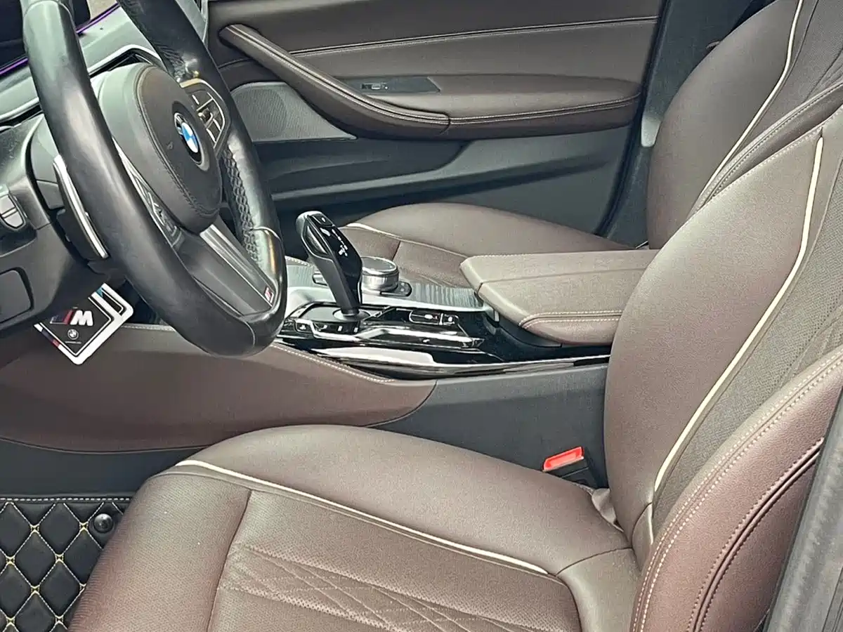 BMW 5 Series 2023 530Li Leading M Sport Package фото 5