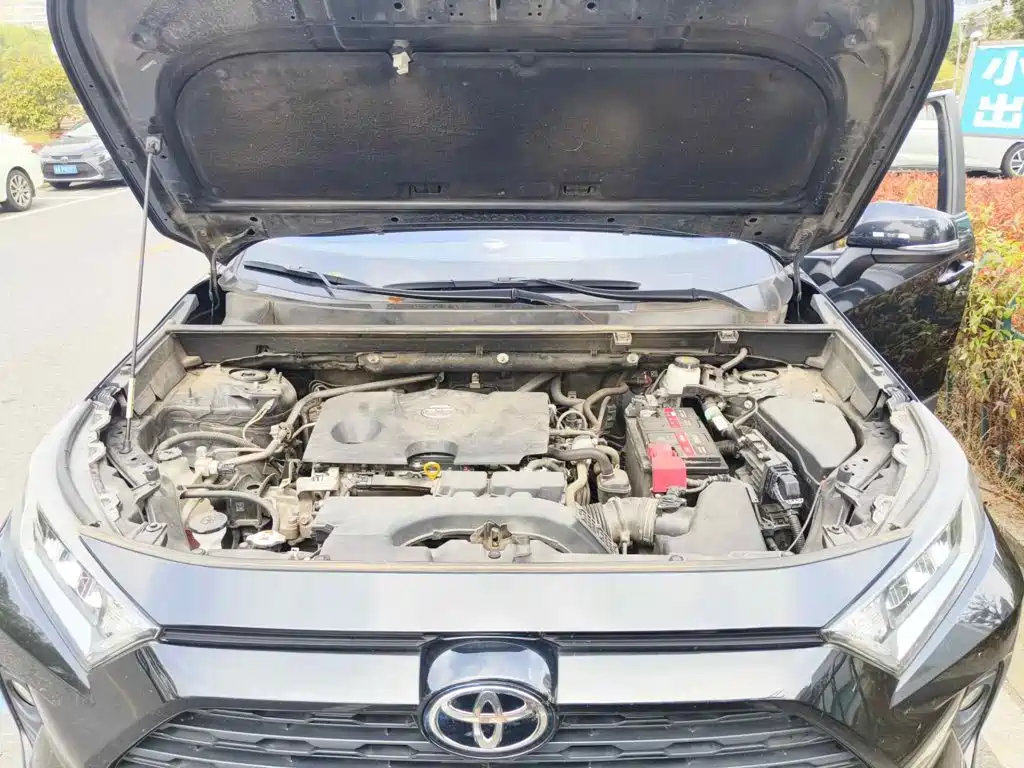 Toyota RAV4 2023 2022 2.0L CVT 2WD Urban Edition