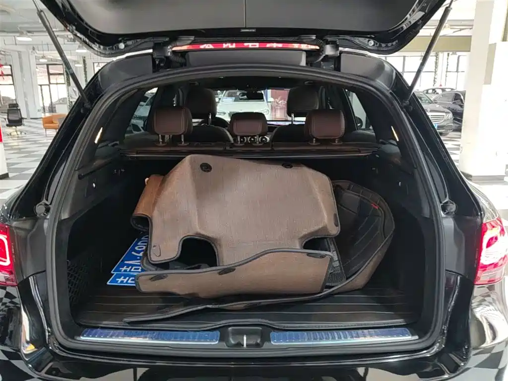 Mercedes-Benz GLC 2020 Facelift GLC 260 L 4MATIC Dynamic фото 19