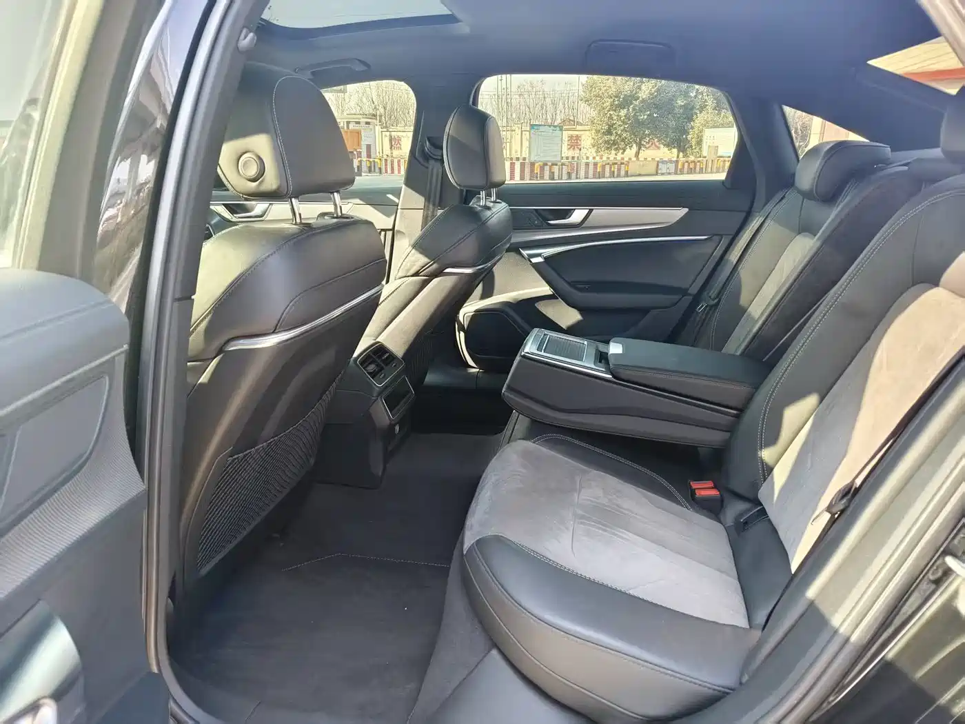 Audi A6L 2019 40 TFSI Luxury Dynamic фото 9