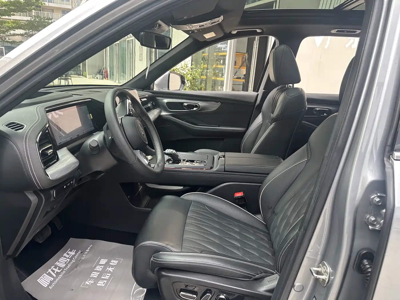 GAC Trumpchi Trumpchi GS8 2022 Dual Engine Series 2.0TM 2WD Premium Edition (7-Seater) фото 20