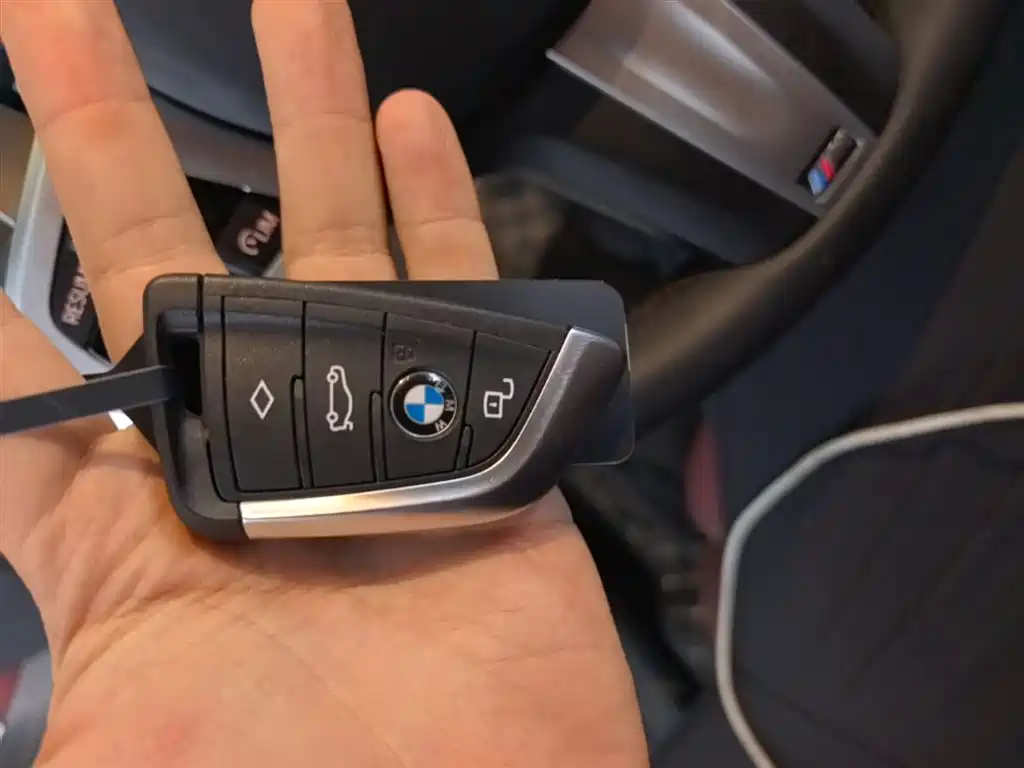 BMW 3 Series 2024 320Li M Sport Package фото 9