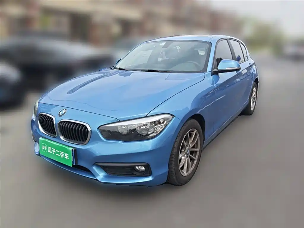 BMW 1 Series (Import) 2016 118i Leading фото 2