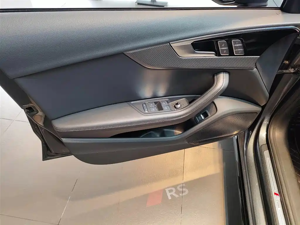 Audi A4L, миниатюра 14