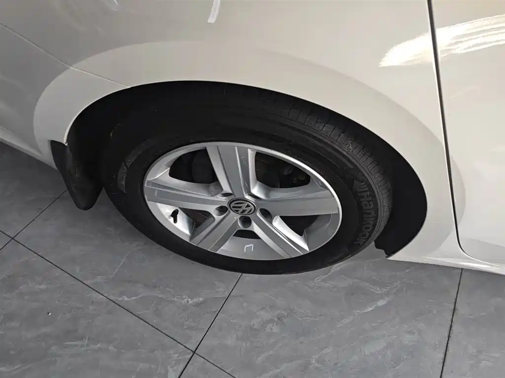 Volkswagen Lamando 2021 230TSI DSG Fashion Edition фото 30