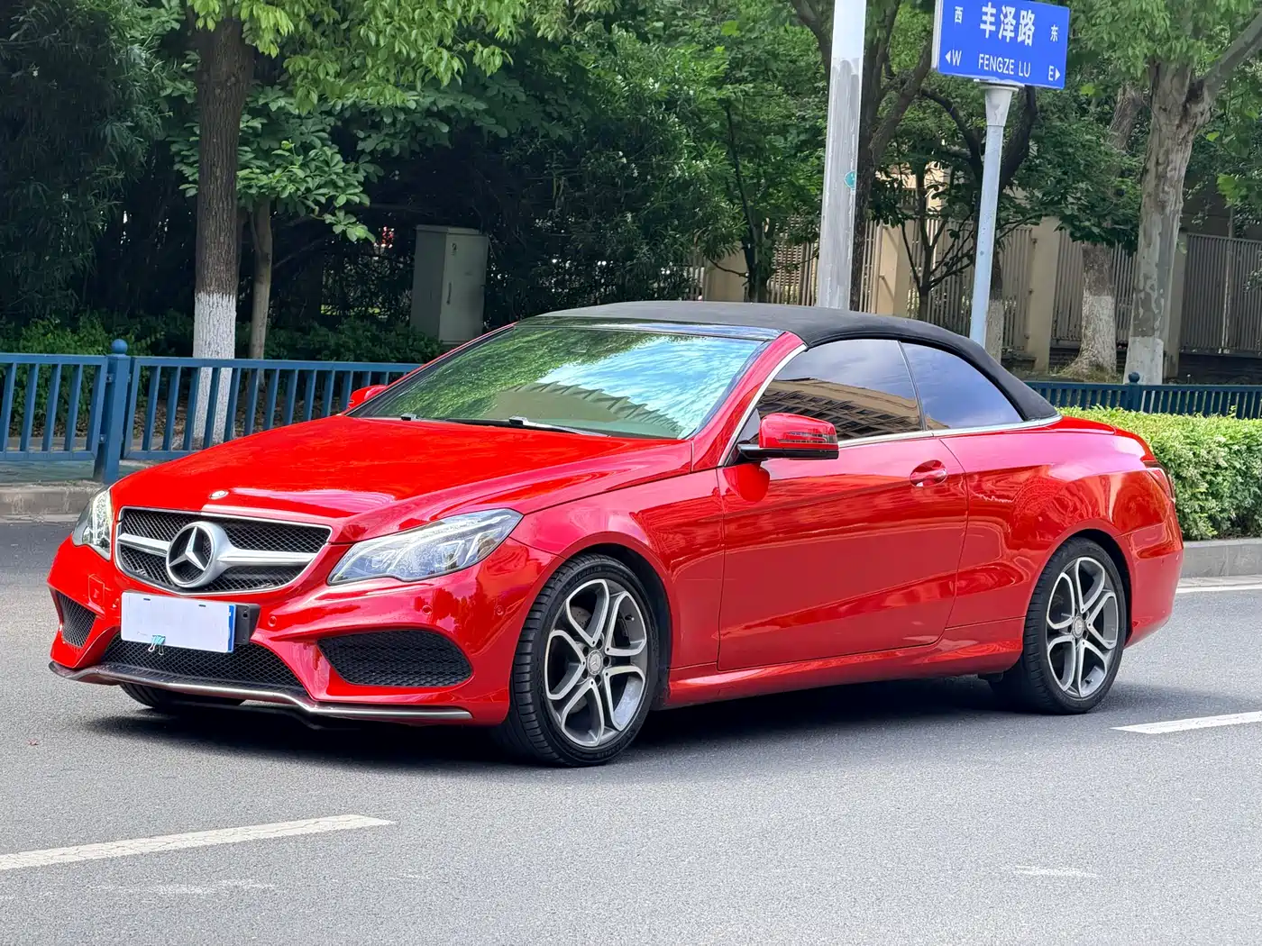 Mercedes-Benz E-Class (Import) 2014 E 260 Convertible Coupe