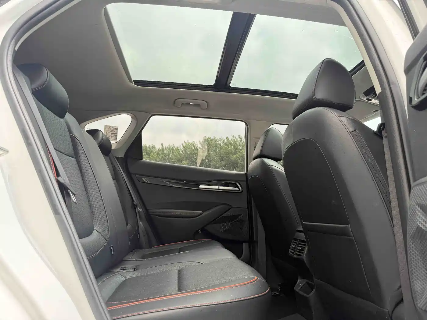 Kia Seltos 2023 1.5L CVT Luxury Edition фото 14