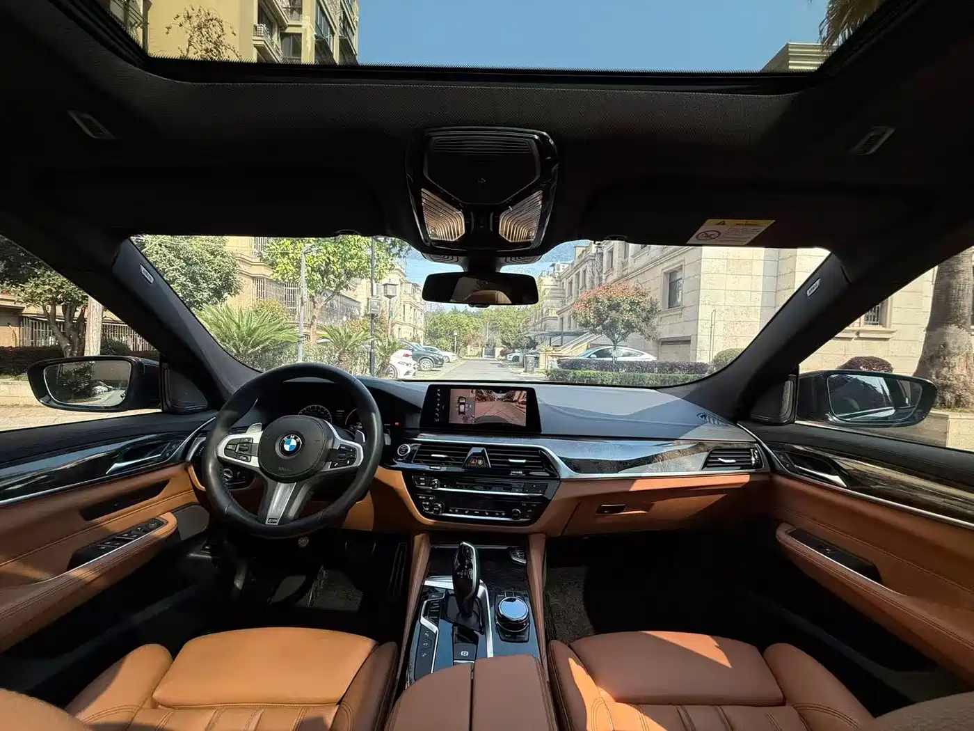 BMW 6 Series GT 2019 630i M Sport Package фото 9