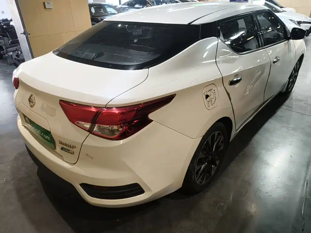 Nissan Bluebird 2019 2019 1.6L CVT Smart Connect Cool Edition China VI