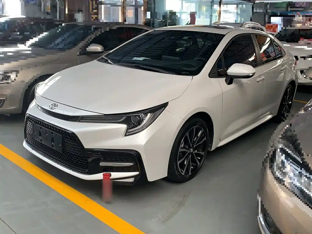 Toyota Levin 2021 185T CVT Sport Edition фото 2