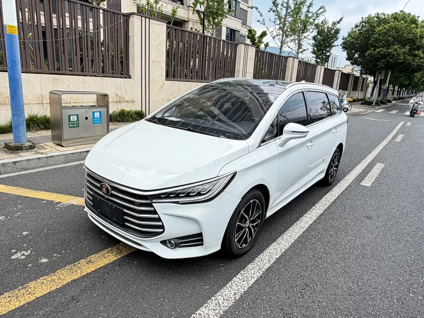 BYD Song MAX 2017 2017 1.5T Auto Smart Elite 7-Seater