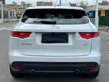 Фото 8 - Jaguar F-PACE