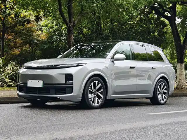 Li Auto Li L8 2023 Pro