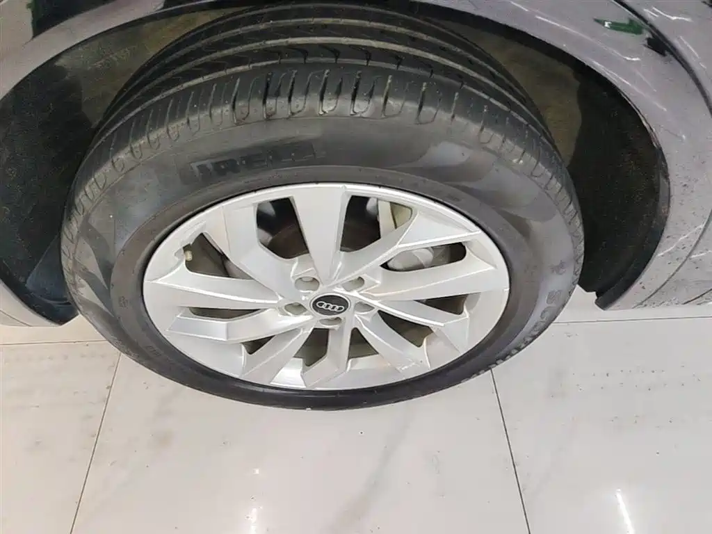 Audi Q5L 2022 Facelift 40T Luxury Dynamic фото 23