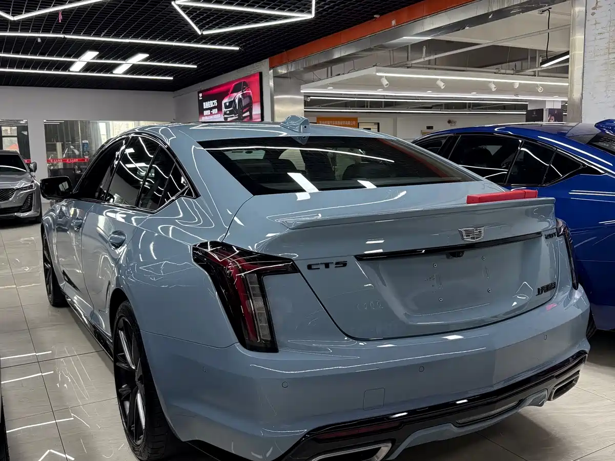 Cadillac CT5 2025 2025 Model 28T Track Performance Edition + Peak Track Package