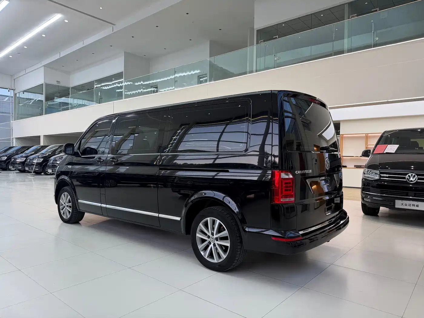 Volkswagen Caravelle, миниатюра 4
