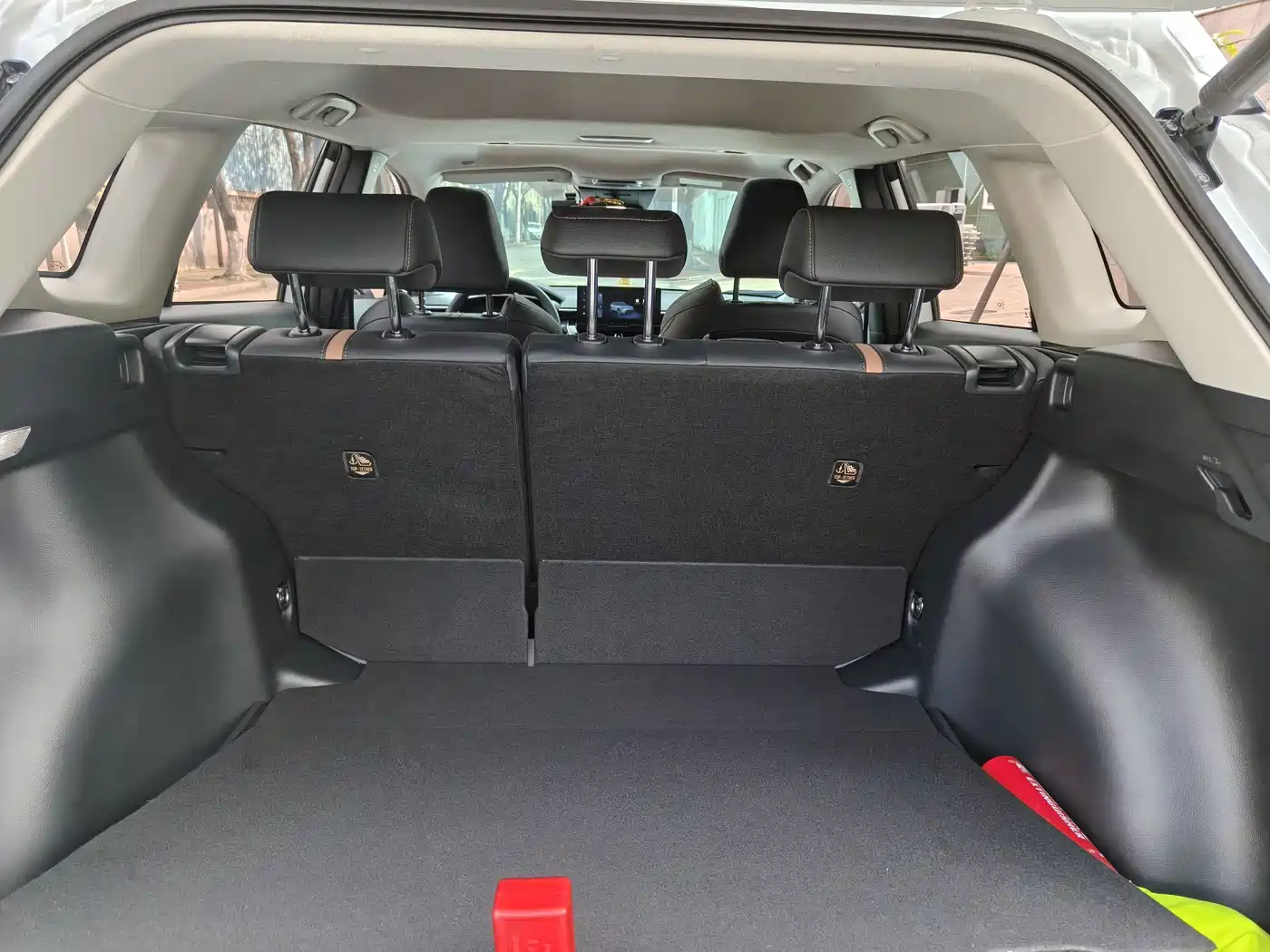 Toyota Frontlander 2023 2.0L CVT Sport Edition фото 10