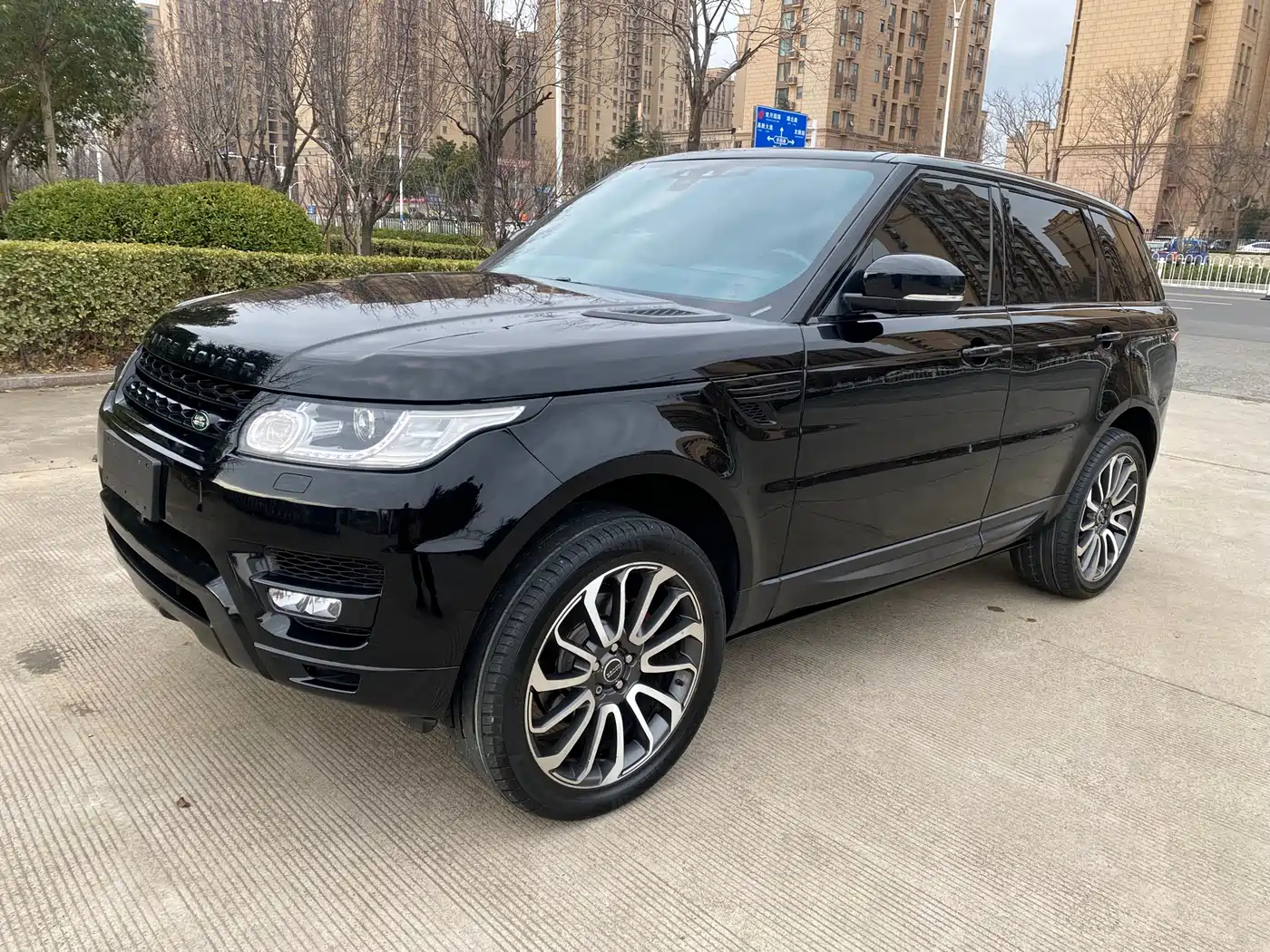 Land Rover Range Rover Sport 2017 3.0 SC V6 SE