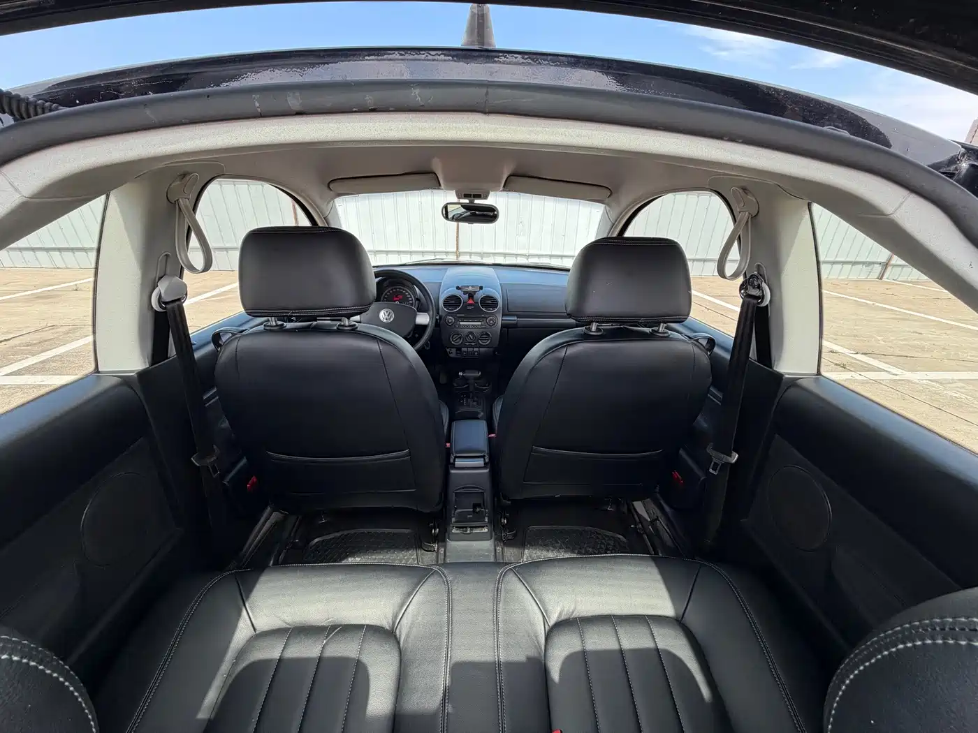 Volkswagen Beetle 2010 2010 Model 1.6 AT