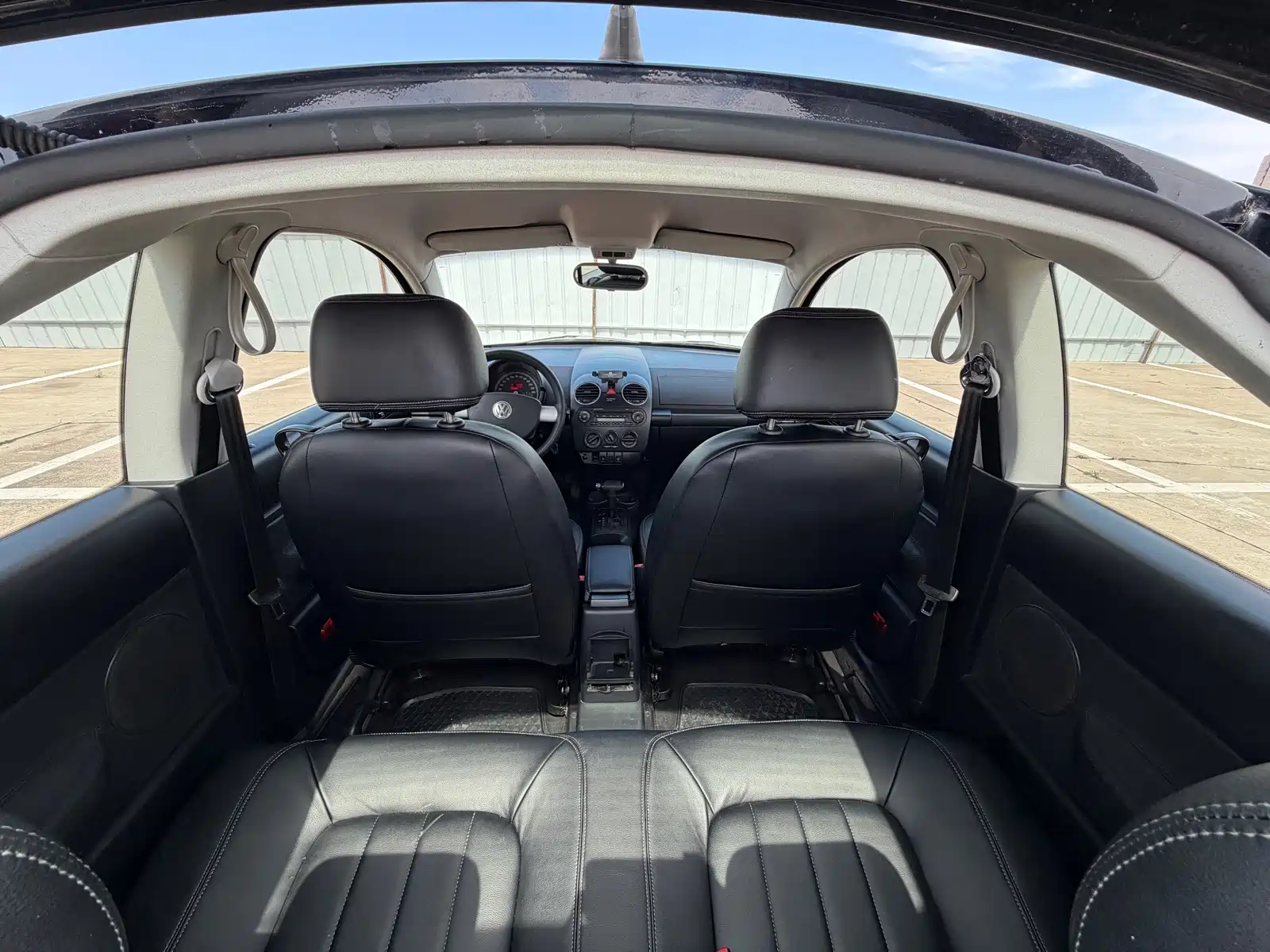 Photo 23 - Volkswagen Beetle