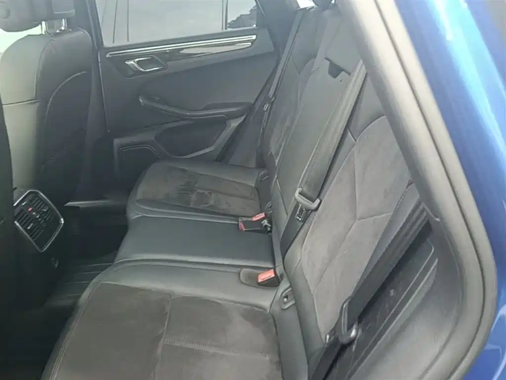 Porsche Macan 2017 Macan 2.0T фото 17