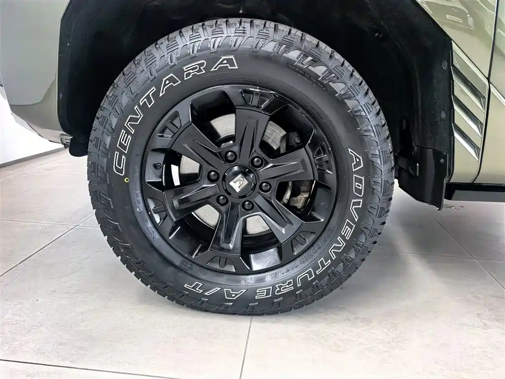 Tank 400 New Energy 2024 Hi4-T Off-Road Edition фото 7