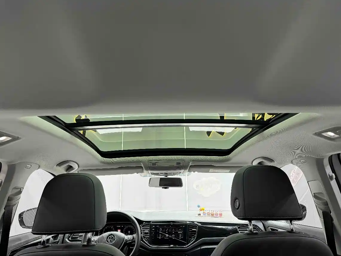 Volkswagen T-ROC 2021 280TSI DSG 2WD Comfort Connected фото 9