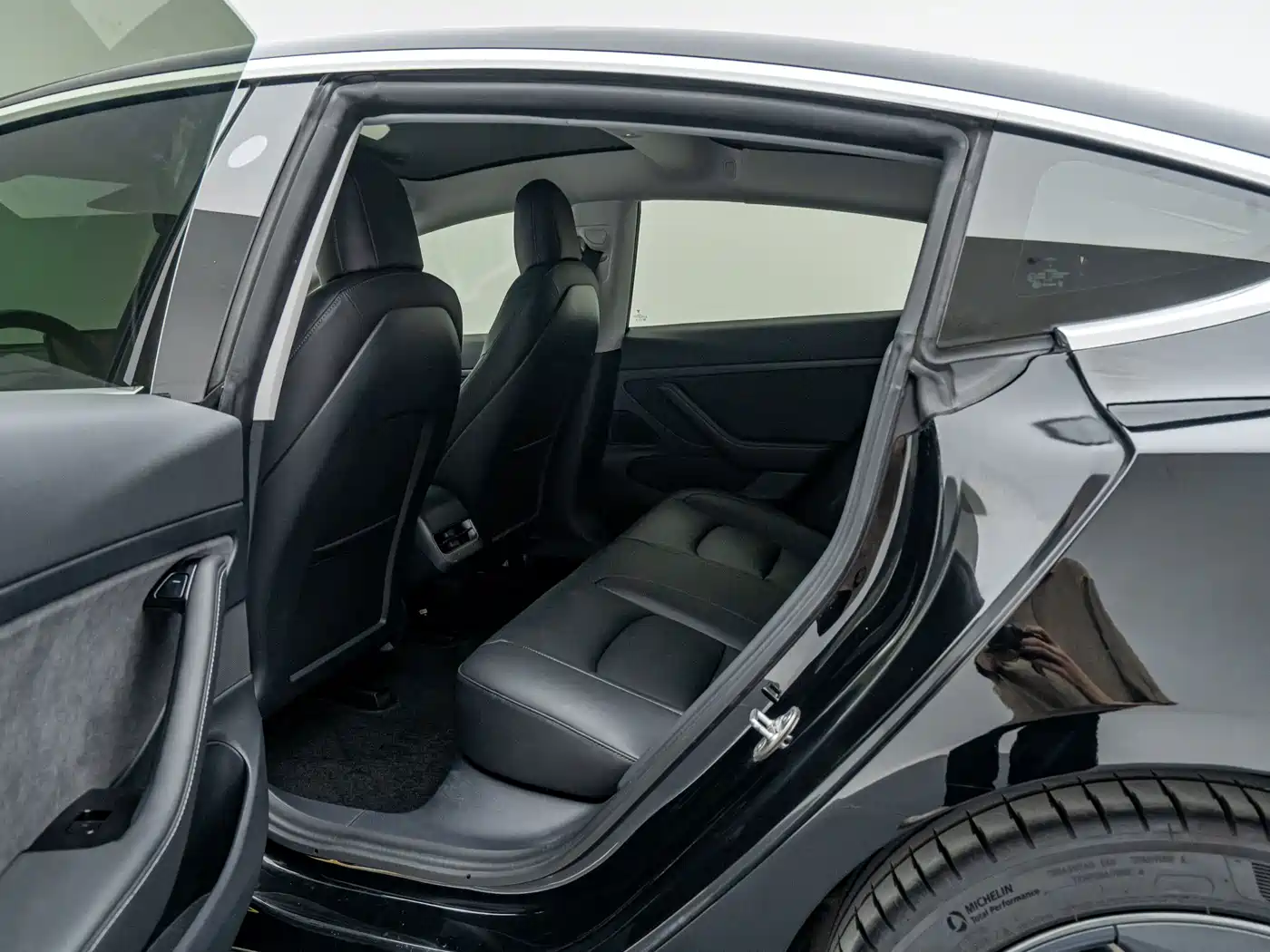 Tesla Model 3 2020 2020 Standard Range Rear-Wheel Drive Upgrade
