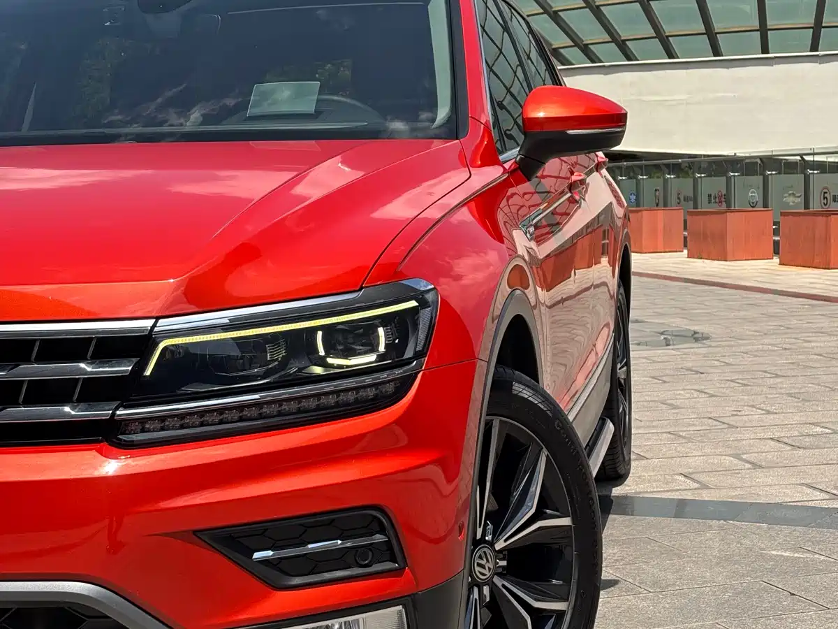 Volkswagen Tiguan L 2017 380TSI Automatic 4WD Ultimate Flagship Edition фото 8