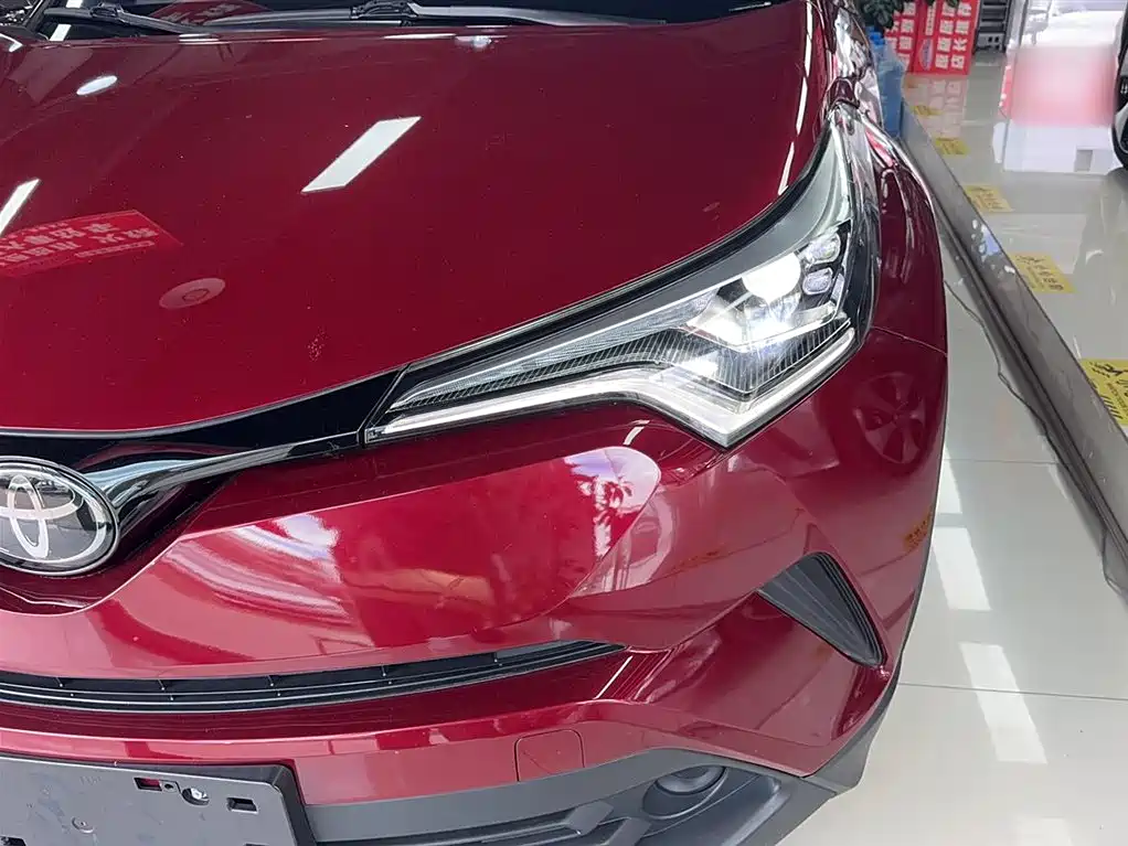 Toyota IZOA 2020 2.0L Yi Chi Edition фото 15
