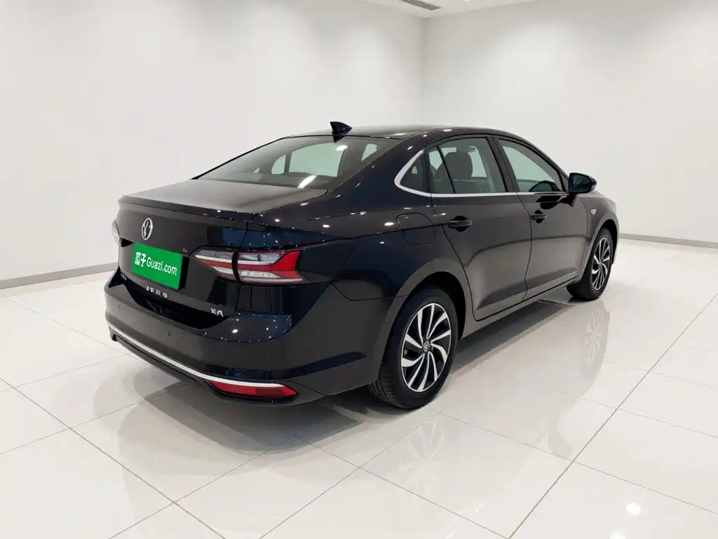 Photo 6 - Volkswagen Lavida