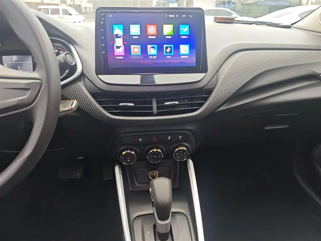 Chevrolet Cavalier 2021 325T Auto Joy Edition фото 10