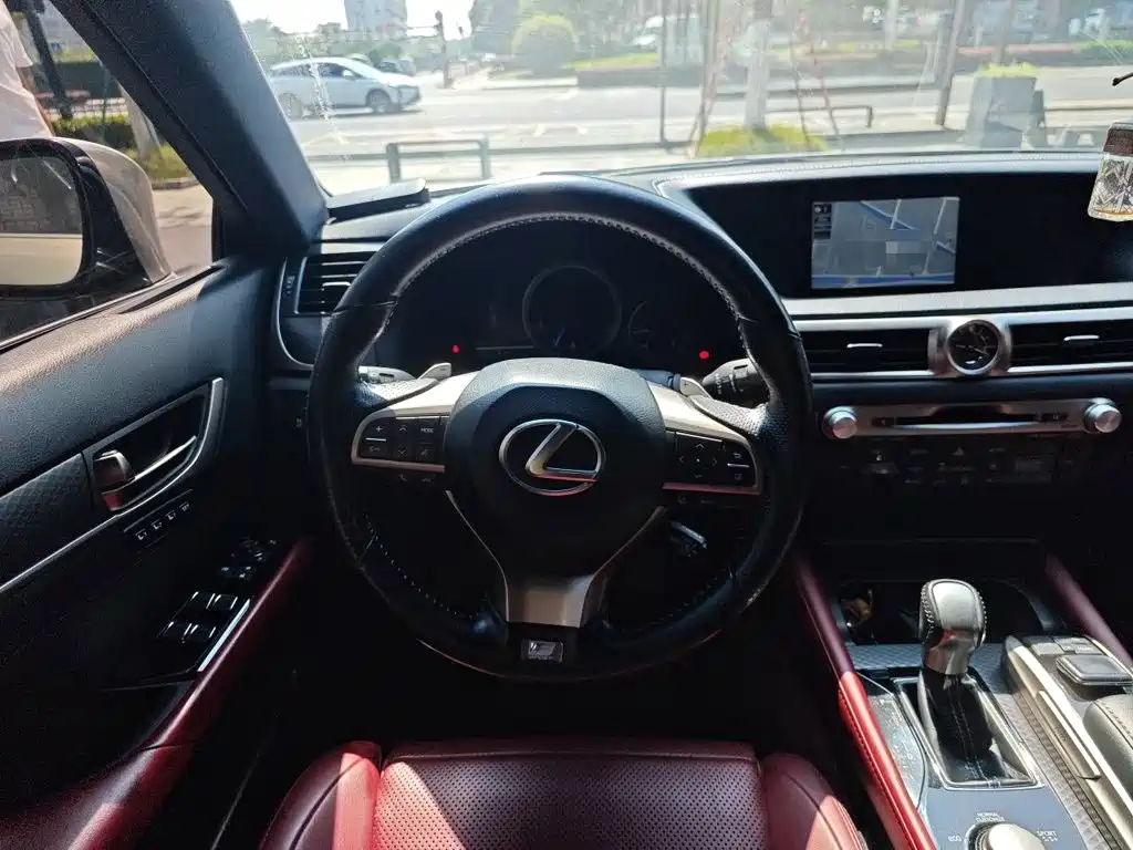 Lexus GS 2018 2017 300 F SPORT