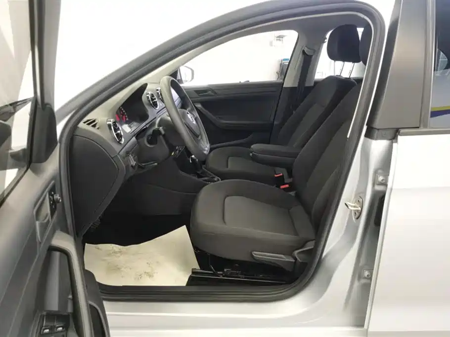 Volkswagen Jetta 2019 Dream Edition 1.5L Auto Fashion фото 9