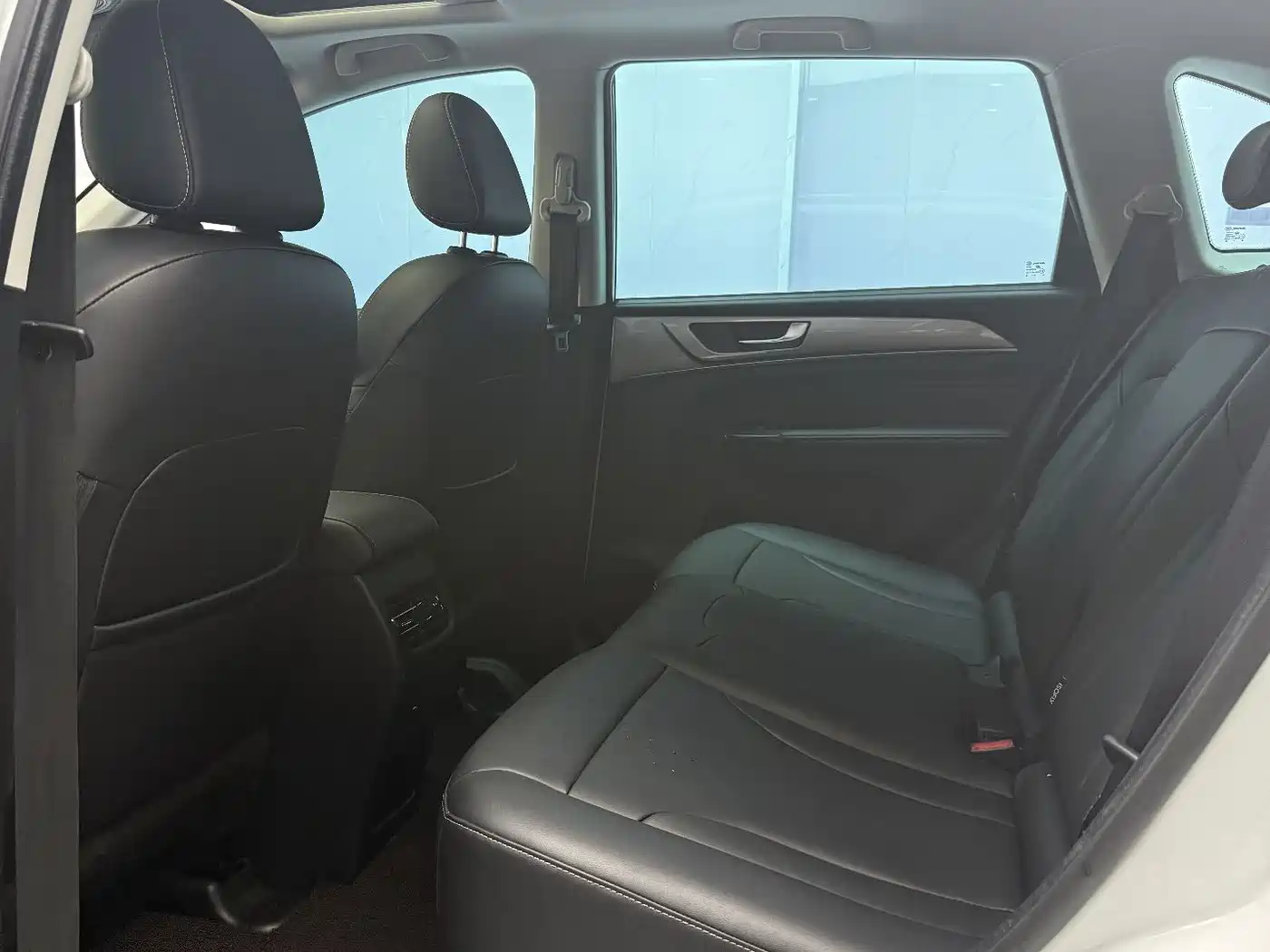Haval M6 2021 PLUS 1.5T DCT Luxury Smart Connect фото 16