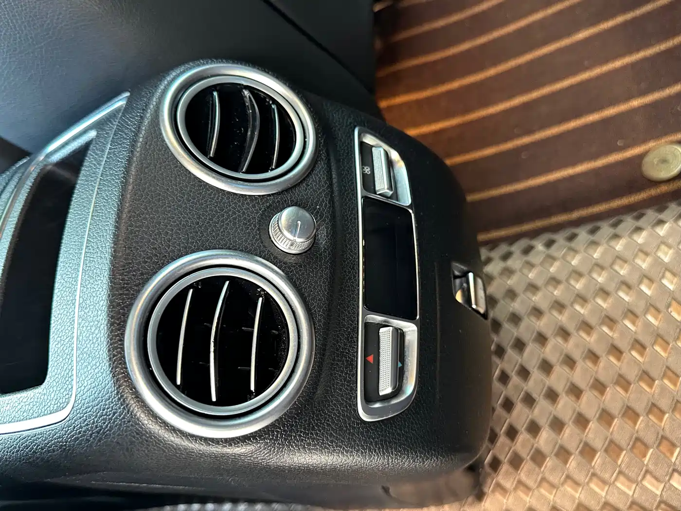 Mercedes-Benz GLC 2021 GLC 300 L 4MATIC Luxury фото 11